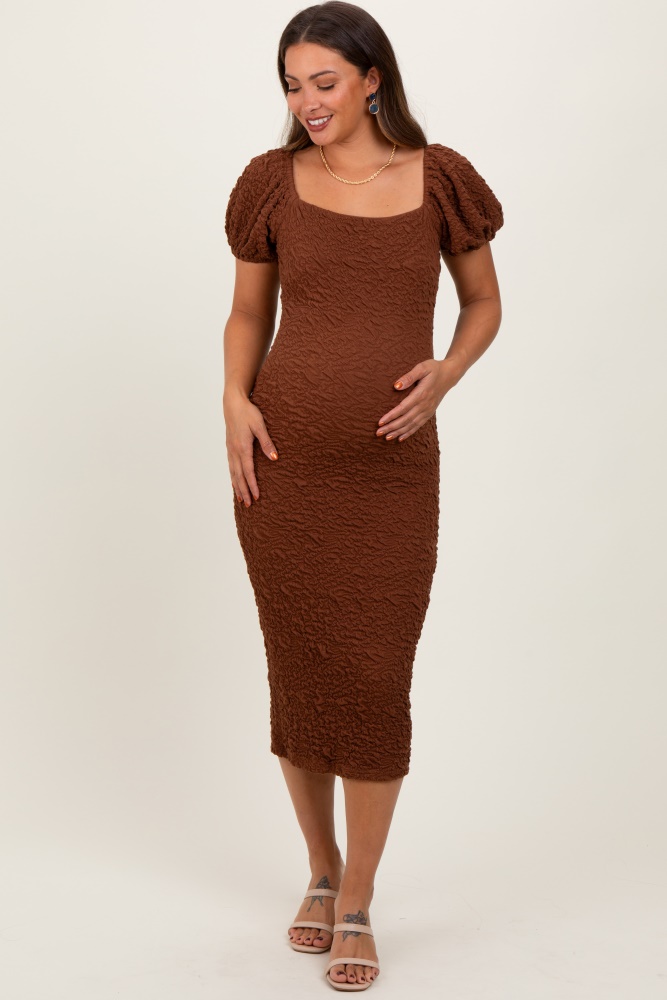 mocha textured square neck puff sleeve maternity midi dress