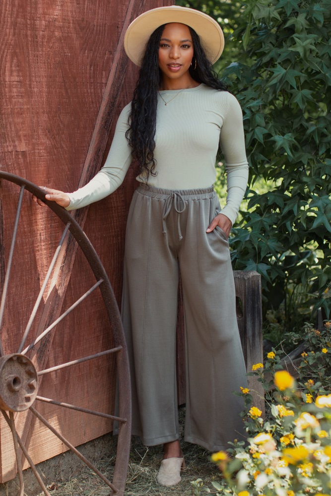 RoseMuse Flare skirt pants 【pinkbeige】 Flare skirt pants【pinkbeige】 – BUNNY APARTMENT