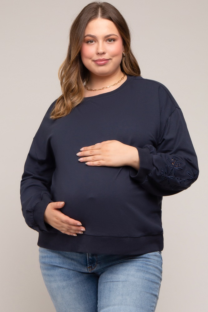 Plus size maternity on sale hoodie