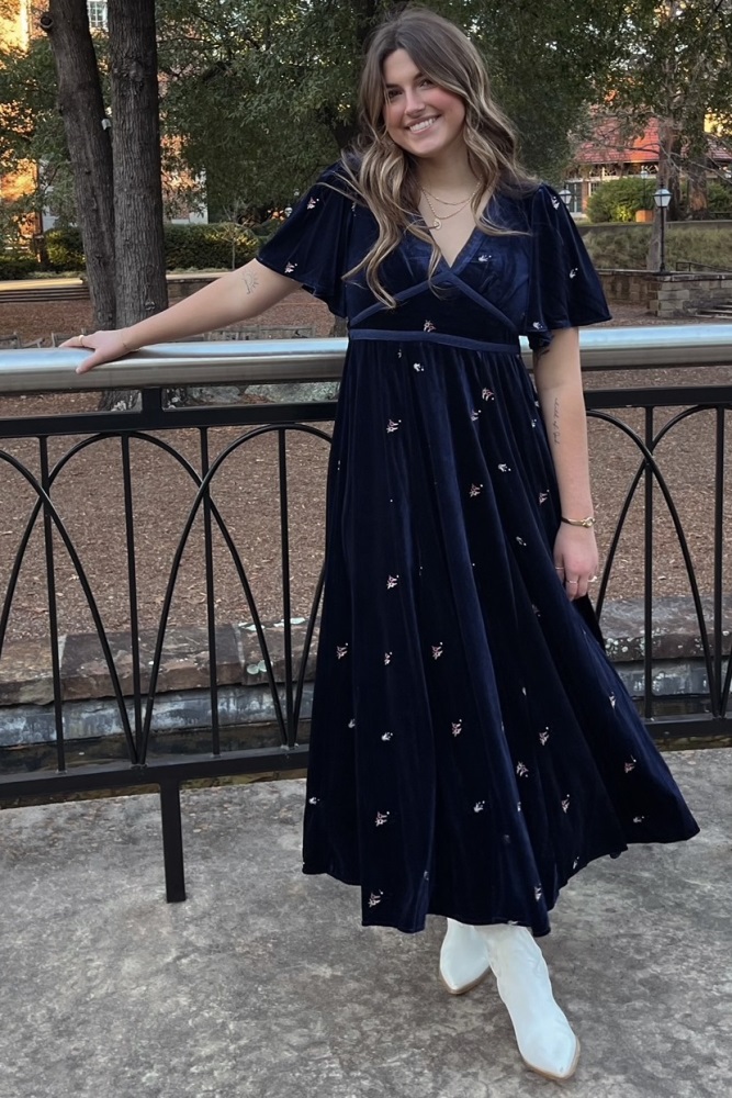 fitted lace wedding dress Black Velvet Bodice Maxi Dress – Simply Dixie Boutique Small main image 0
