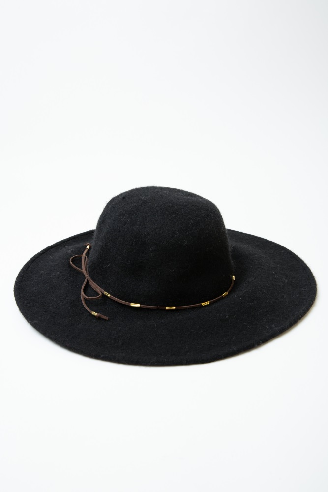 black round brim hat